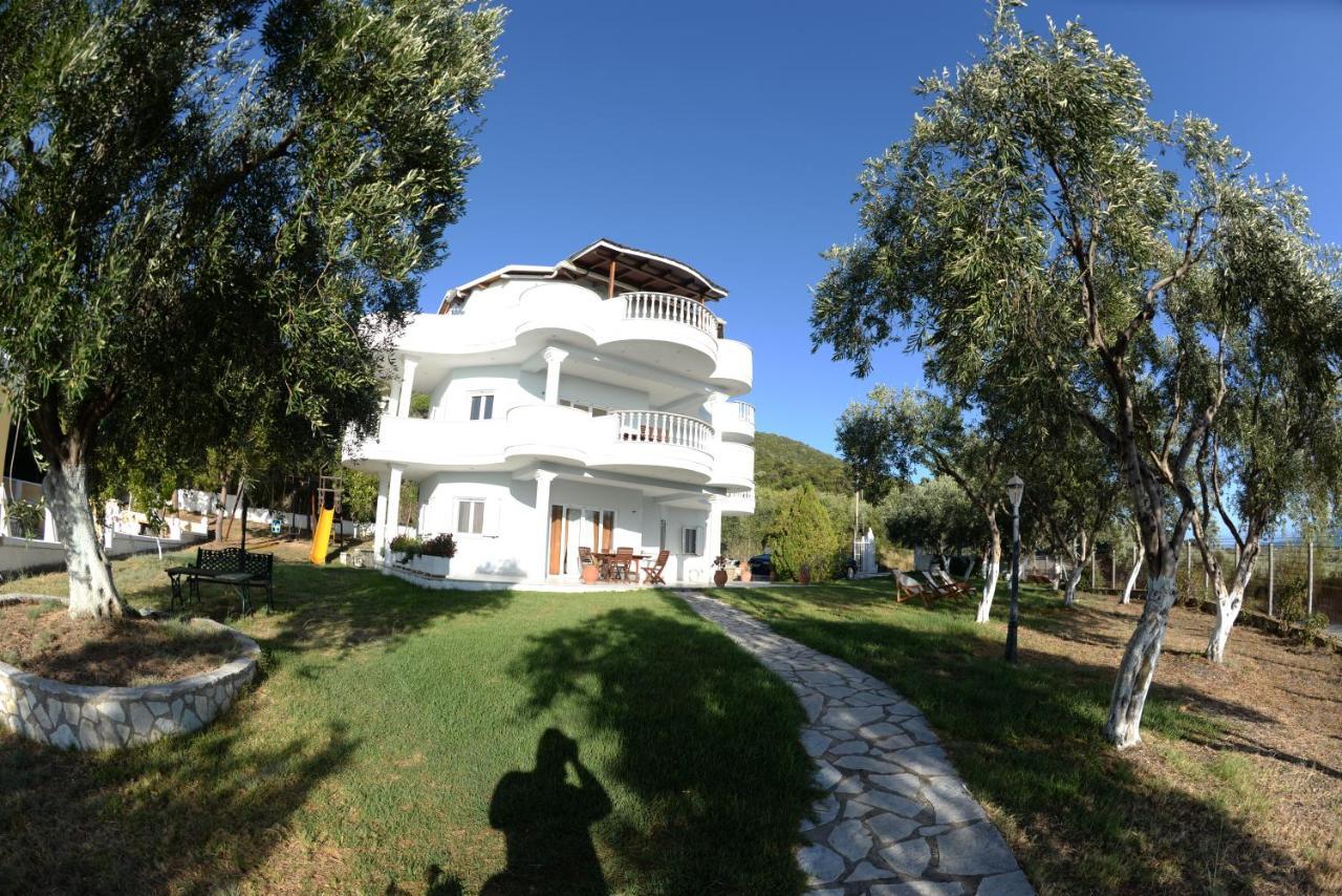 Villa Alex Riza  Ngoại thất bức ảnh
